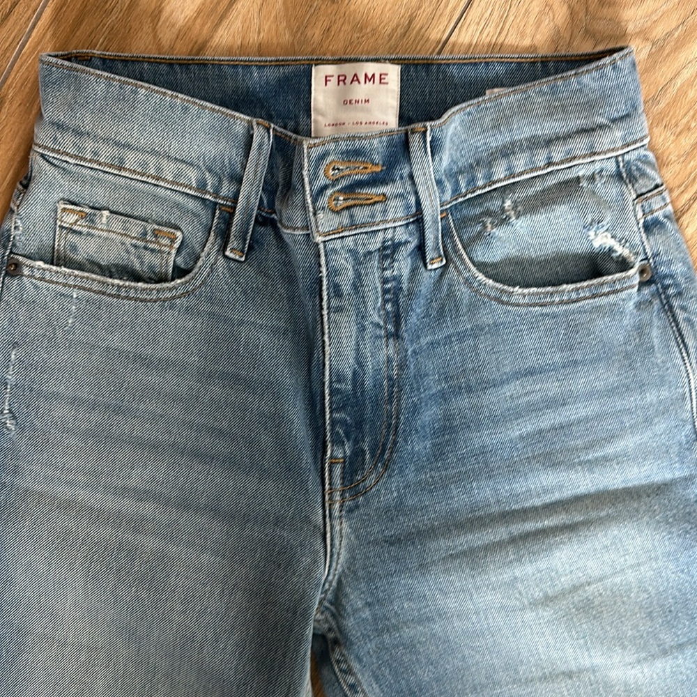 Frame Jeans - Picture 2 of 5